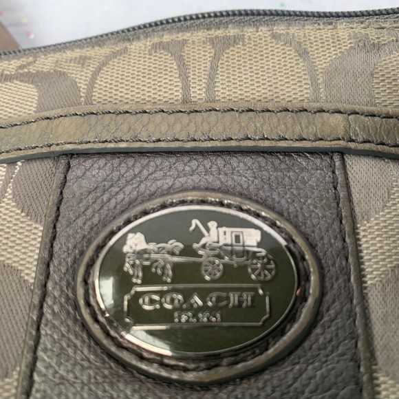 Vintage Coach Beige Gray Silver Signature C1175-43976 Small Logo Crossbody Purse - Picture 3 of 16